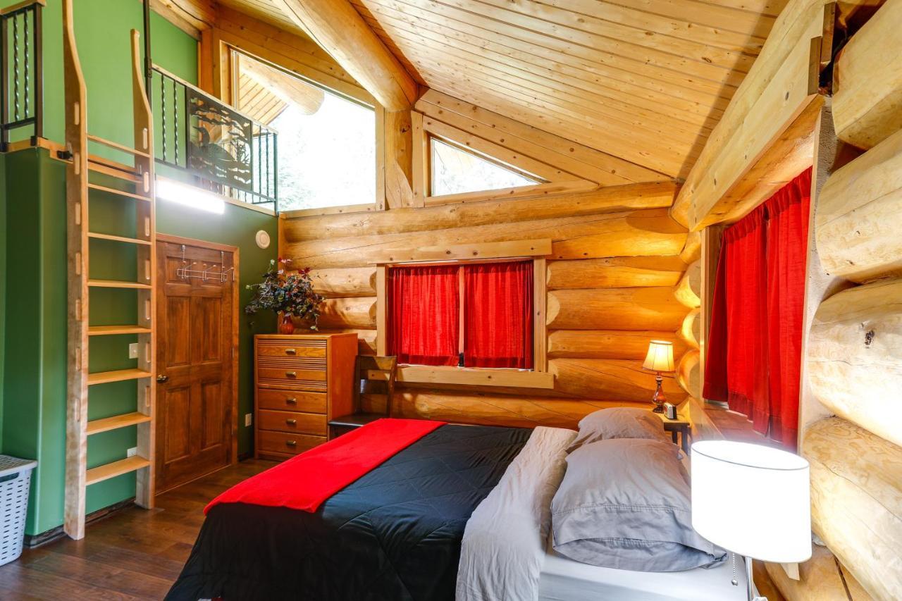 Riverside Log Cabin On-Site Aurora Viewing! North Pole Dış mekan fotoğraf
